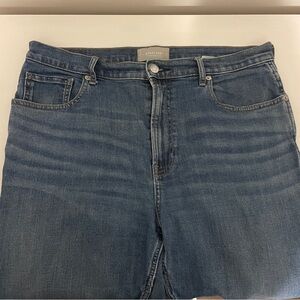 Everlane Cheeky Bootcut Jeans with two tone